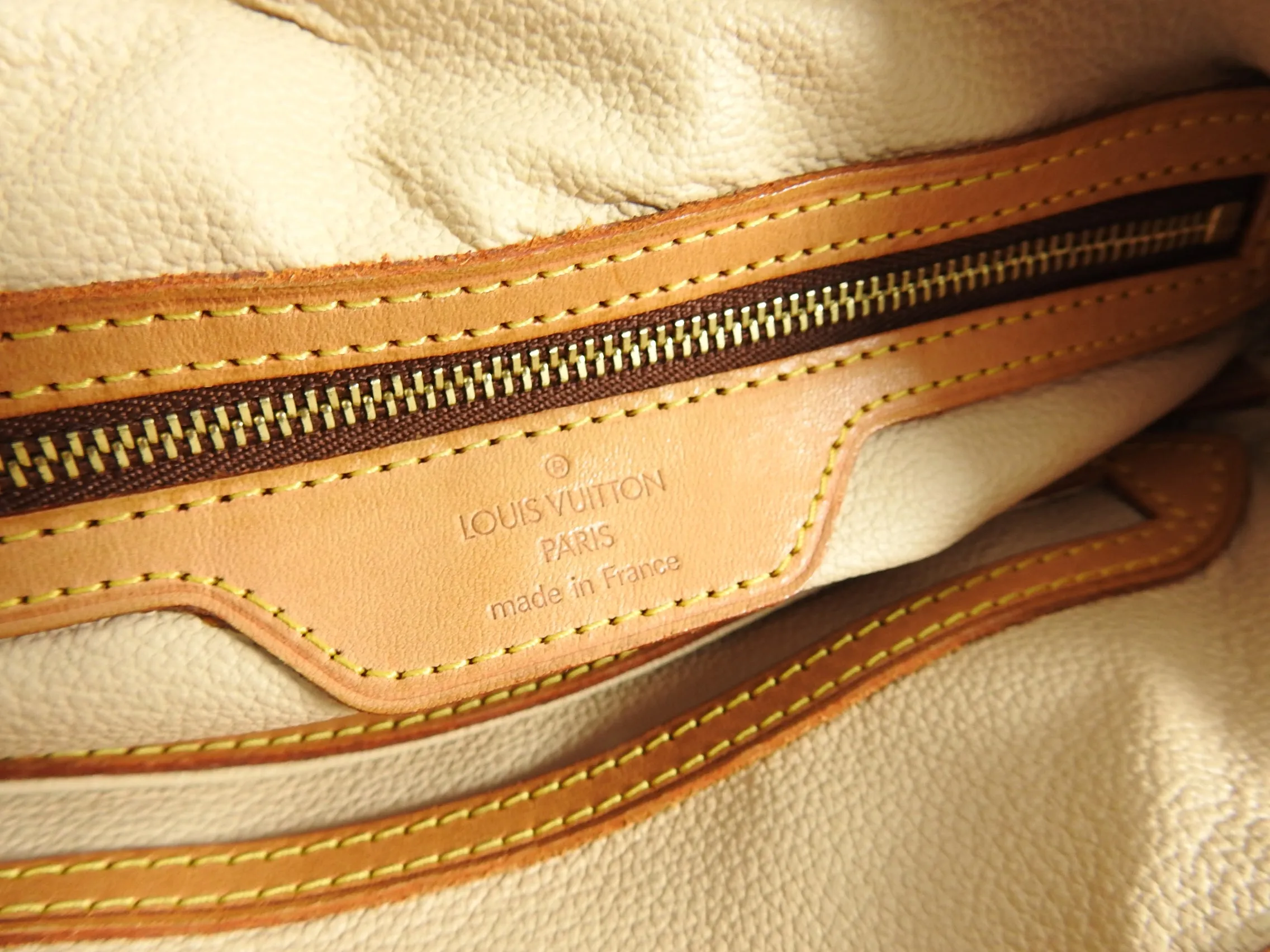 Louis Vuitton Monogram Petit Bucket Small Tote Bag