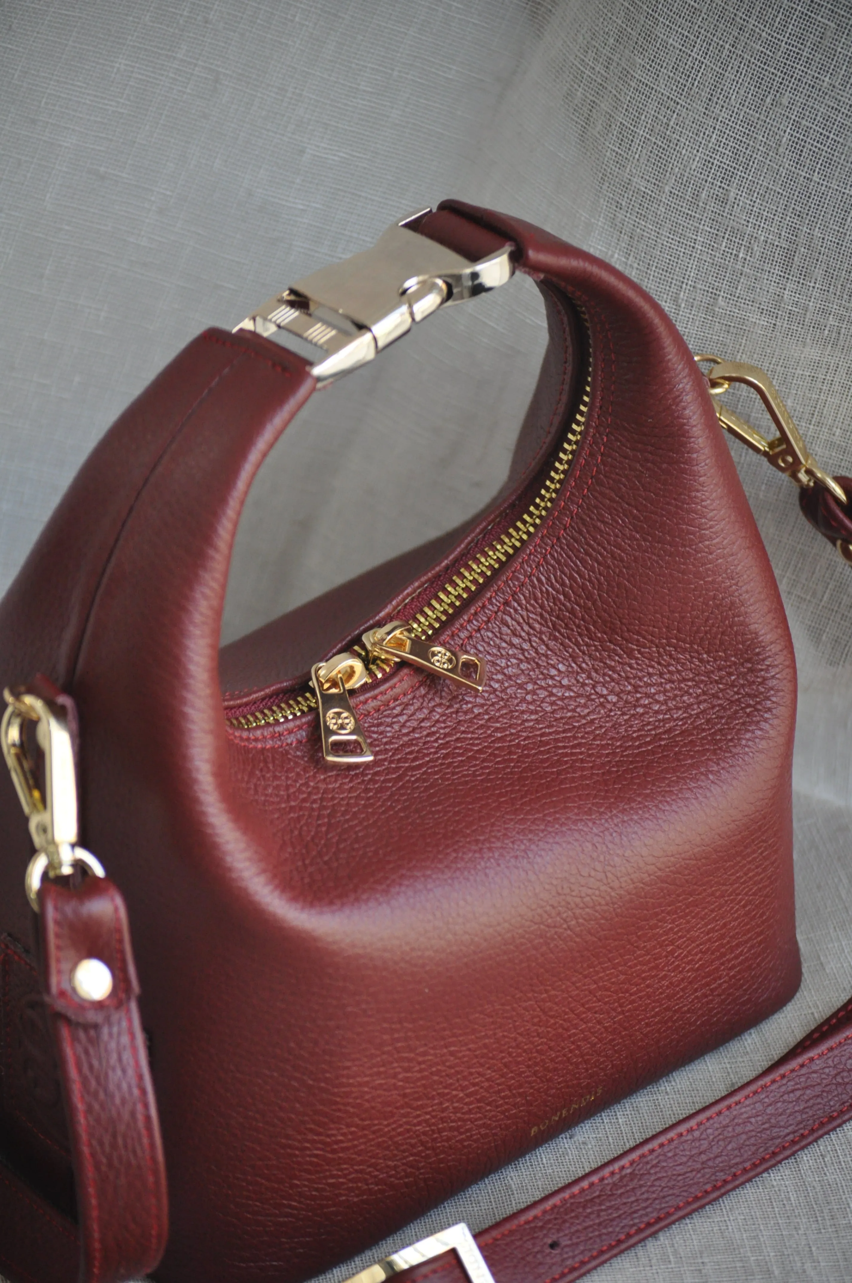 Maggie Leather Handbag - Cherry Red