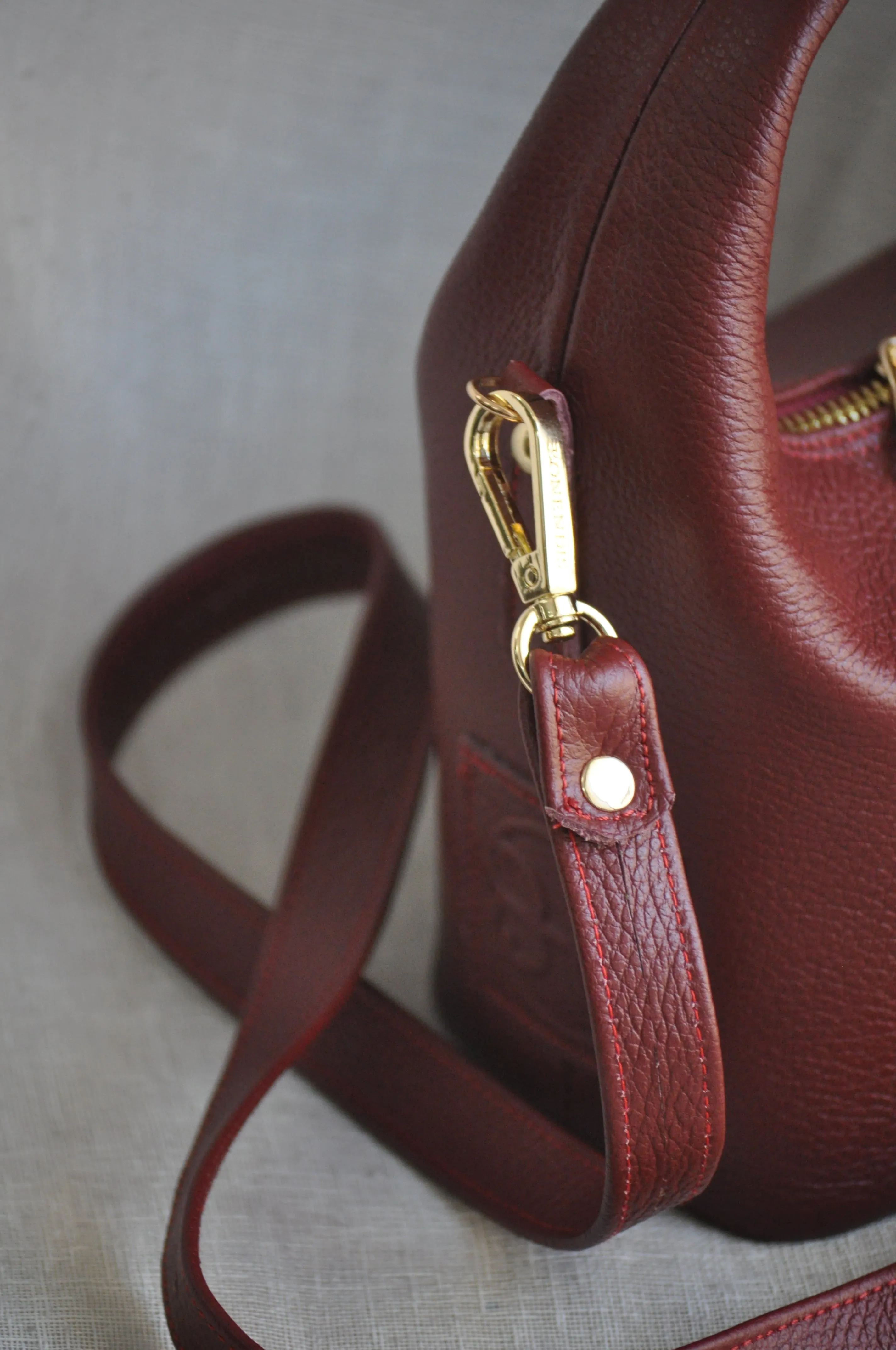 Maggie Leather Handbag - Cherry Red