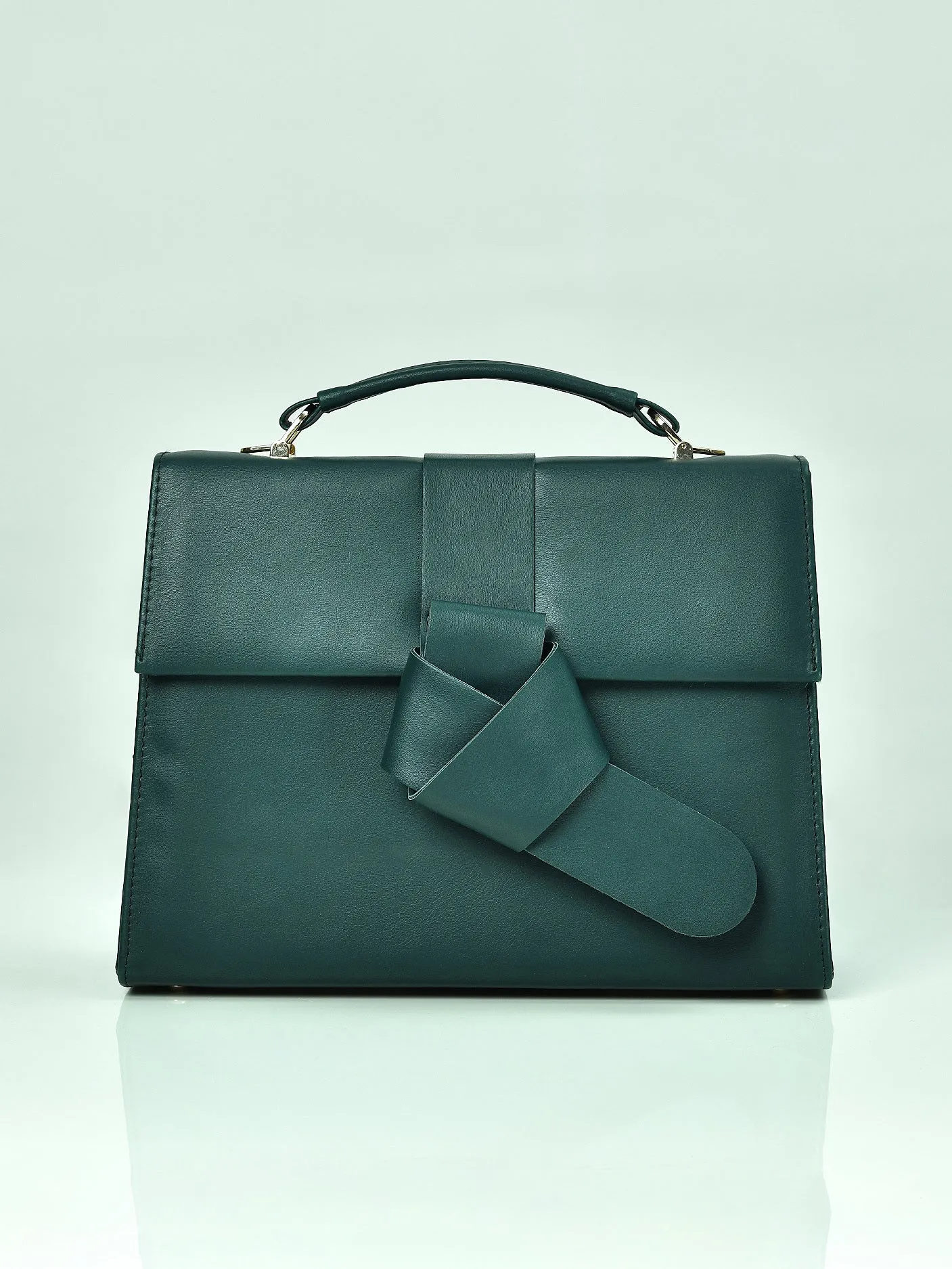 Tie Knot Box Hand Bag